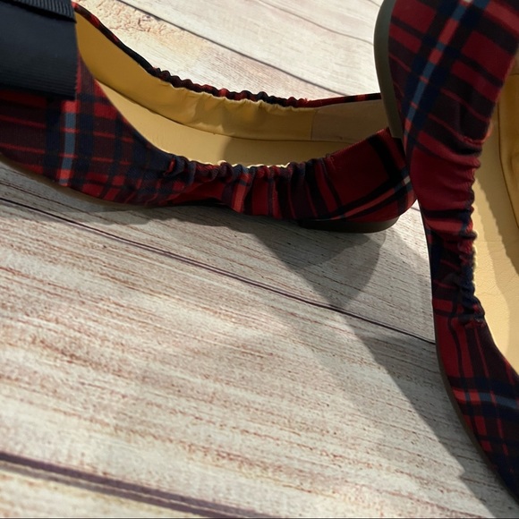 New Crown & Ivy Plaid Ballet Flats - Picture 6 of 6